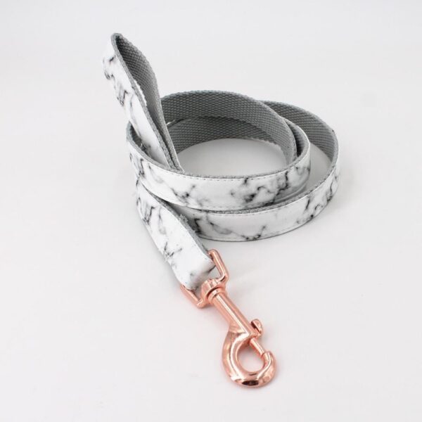 Frenchie World Shop Marble Collar, Leash & Bow Tie Set