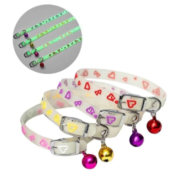 Frenchie World Shop D 1PC SEND AT RAMDON Pet Glowing Collars with Bells Glow at Night Dogs Cats Necklace Light Luminous Neck Ring Accessories Drop Shipping