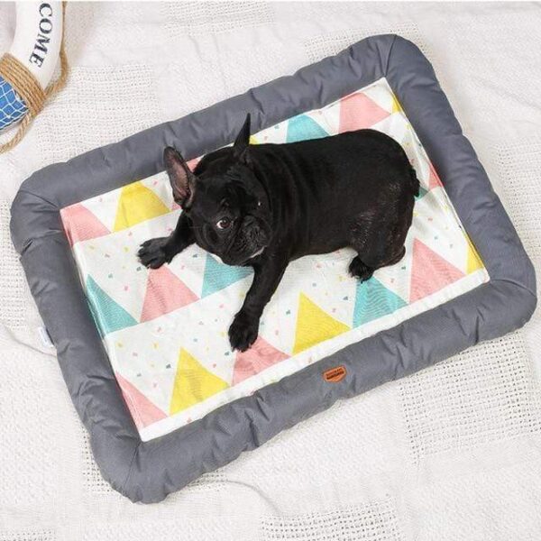 Frenchie World Shop Triangle Pet Bed / M Summer Cooling French Bulldog Pad Bed