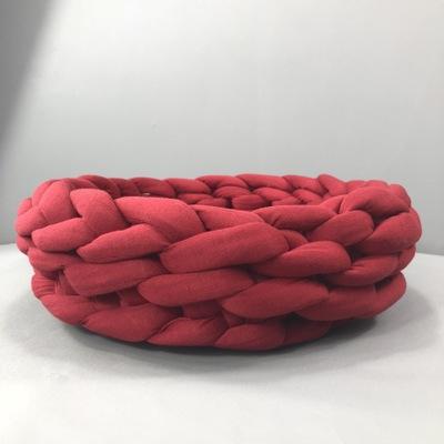 Frenchie World Shop wine red / 40 Winter Yarn Dog Bed